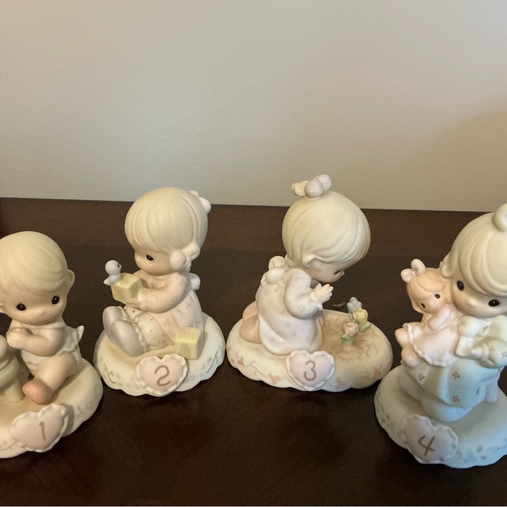 4 Precious Moments Figurines Growing in Grace Ages 1,2,3,4